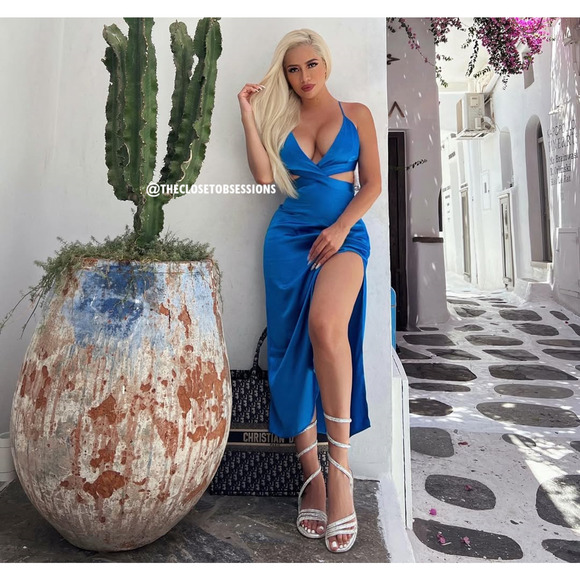 ZARA BLOGGER FAVE!!! V-Neck Midi Dress NWT - Picture 14 of 16